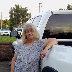 Meet your Posher, Carolyn